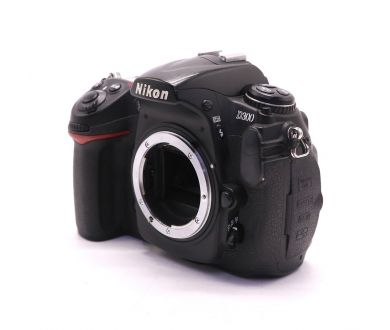 Nikon D300 body (пробег 100945 кадров)