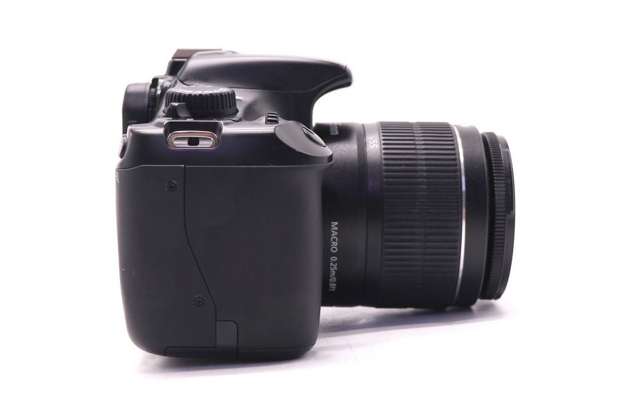 Canon EOS 1100D kit в упаковке (пробег 4925 кадров)