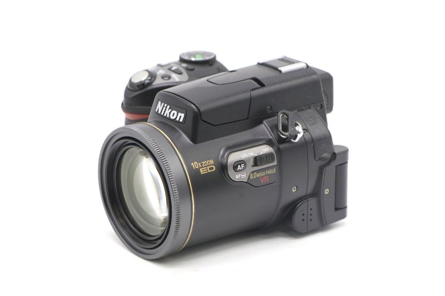 Nikon Coolpix E8800