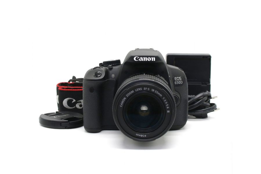 Canon EOS 650D kit (пробег 595 кадров)