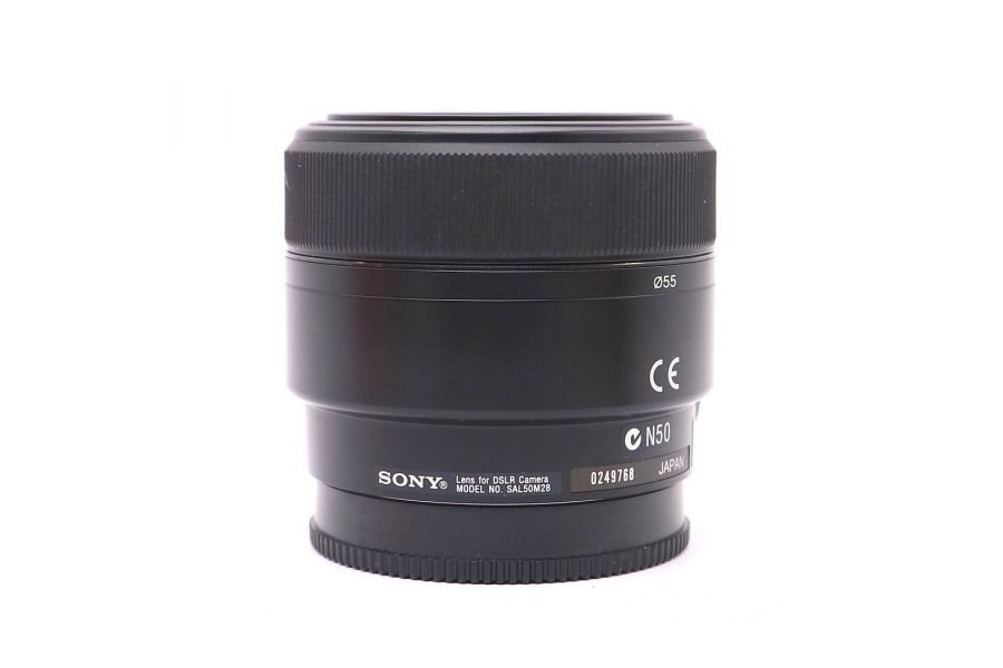 Sony 50mm f/2.8 Macro в упаковке