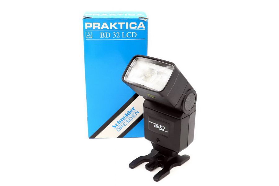 Фотовспышка Praktica BD 32 LCD