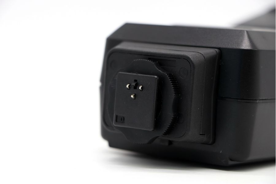 Фотовспышка Praktica BD 32 LCD