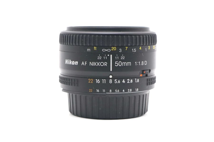 Nikon 50mm f/1.8D AF Nikkor (China)