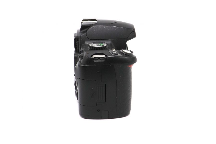 Nikon D40x body неисправный