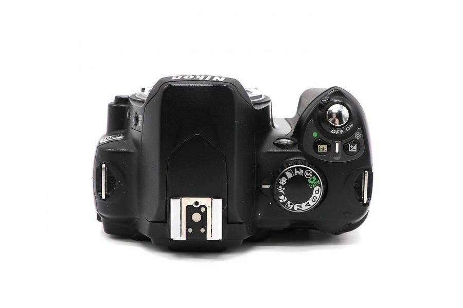 Nikon D40x body неисправный