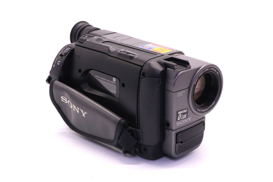 Видеокамера Sony DCR-TRV35E