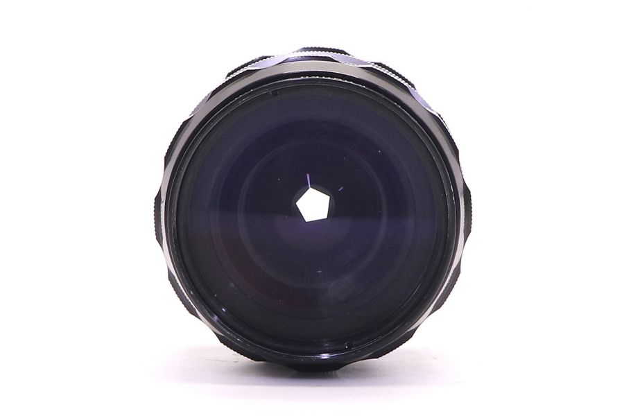 Nikon 28mm f/3.5 Nikkor-H Auto Ai Nippon Kogaku