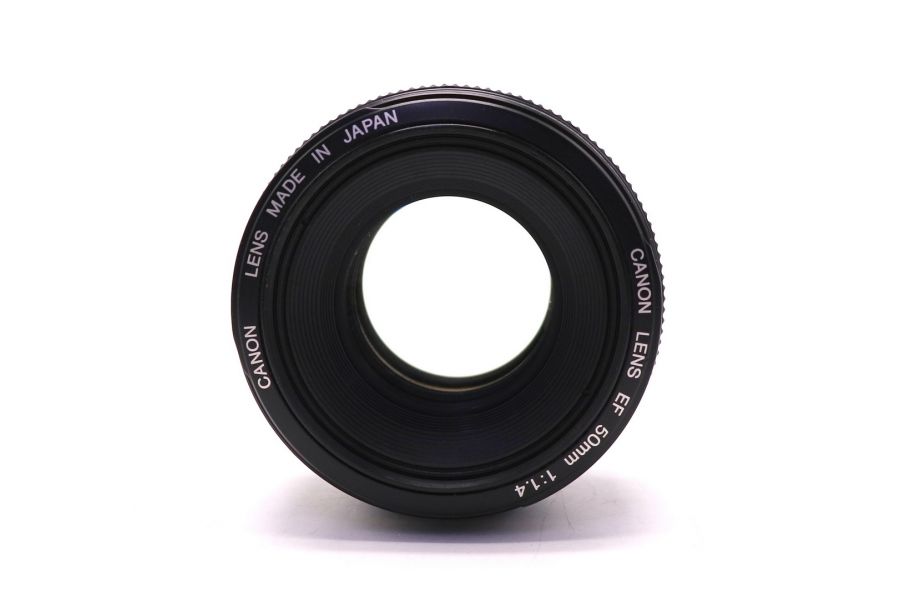 Canon EF 50mm f/1.4 USM в упаковке (Malaysia, 2015)