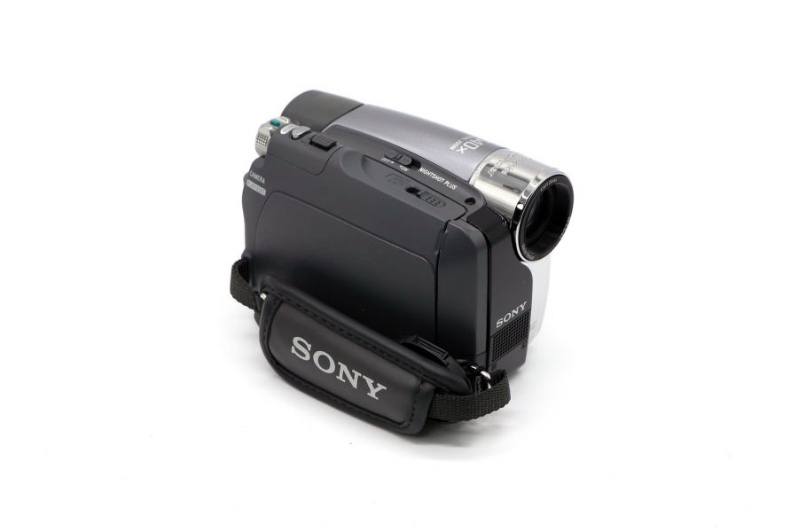 Видеокамера Sony DCR-HC23E