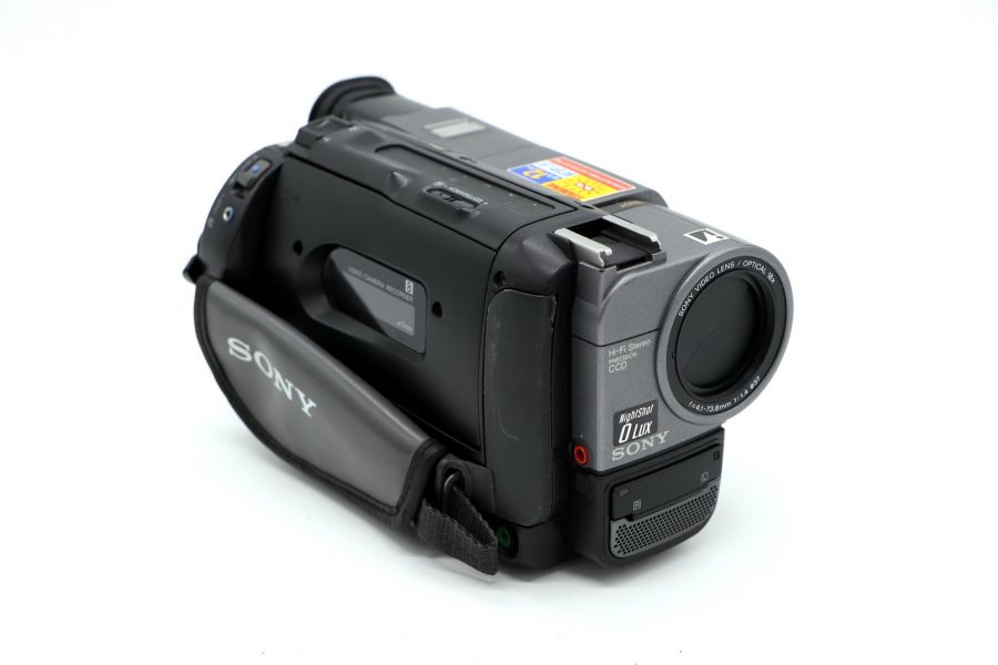 Видеокамера Sony CCD-TR730E японского производства
