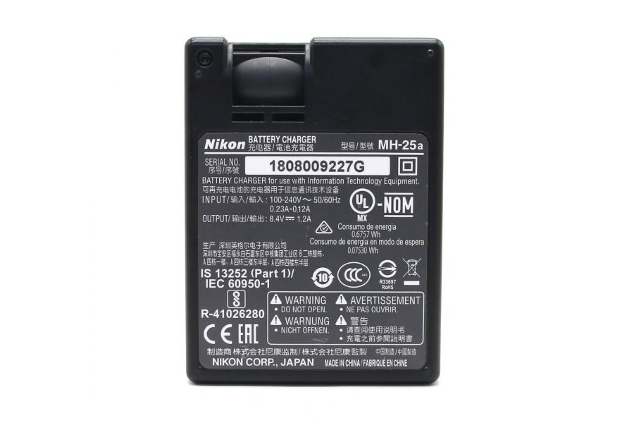 Зарядное устройство Nikon MH-25a