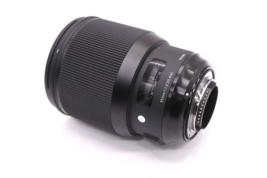 Sigma AF 85mm f/1.4 DG HSM Art Nikon F в упаковке