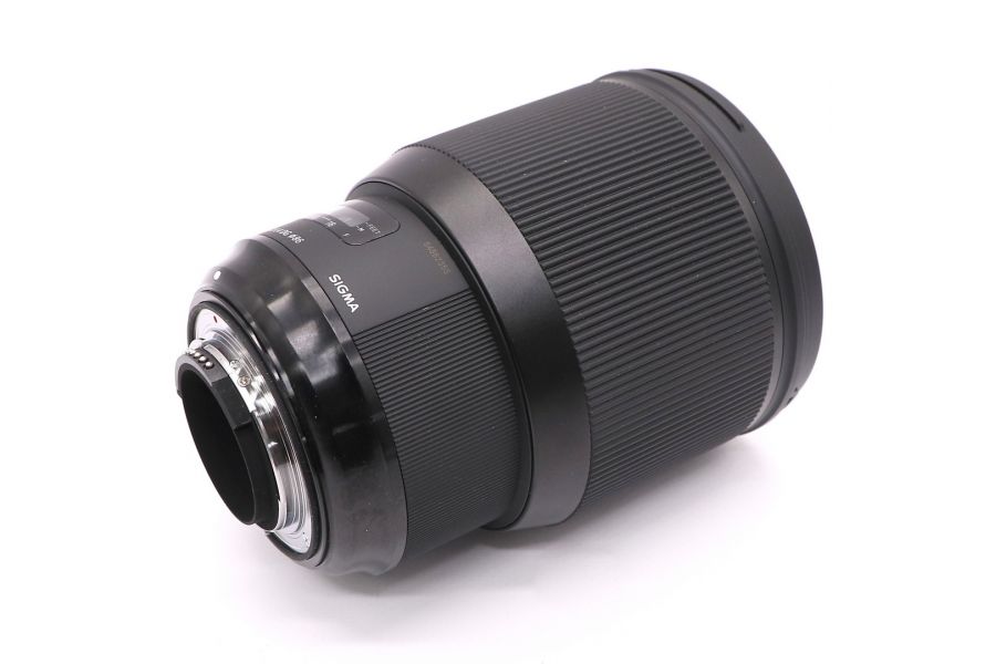 Sigma AF 85mm f/1.4 DG HSM Art Nikon F в упаковке