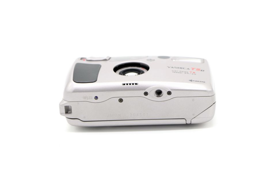 Редкий Yashica T5D (Japan)