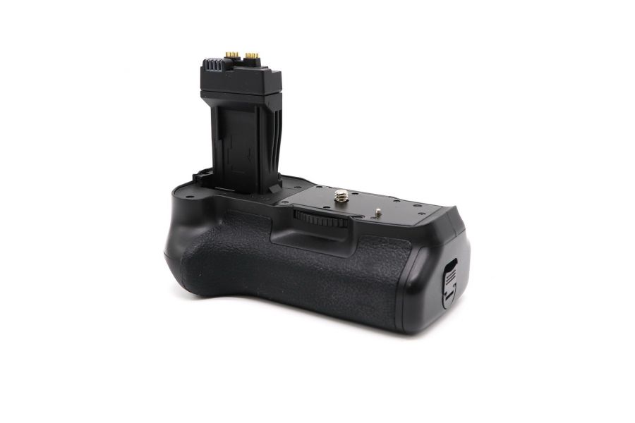 Батарейная ручка BG-E8 (для Canon 550D/600D/650D/700D)