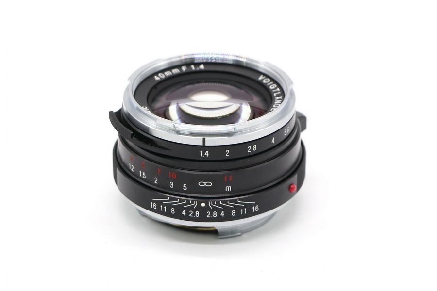 Voigtlander Nokton 40mm f/1.4 Leica-M