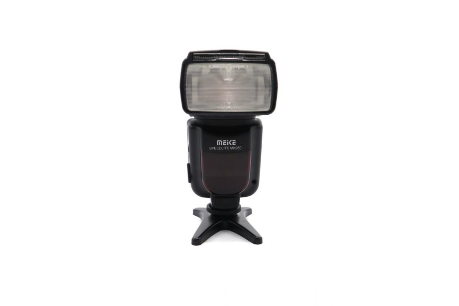 Фотовспышка Meike Speedlite MK-950 II в упаковке