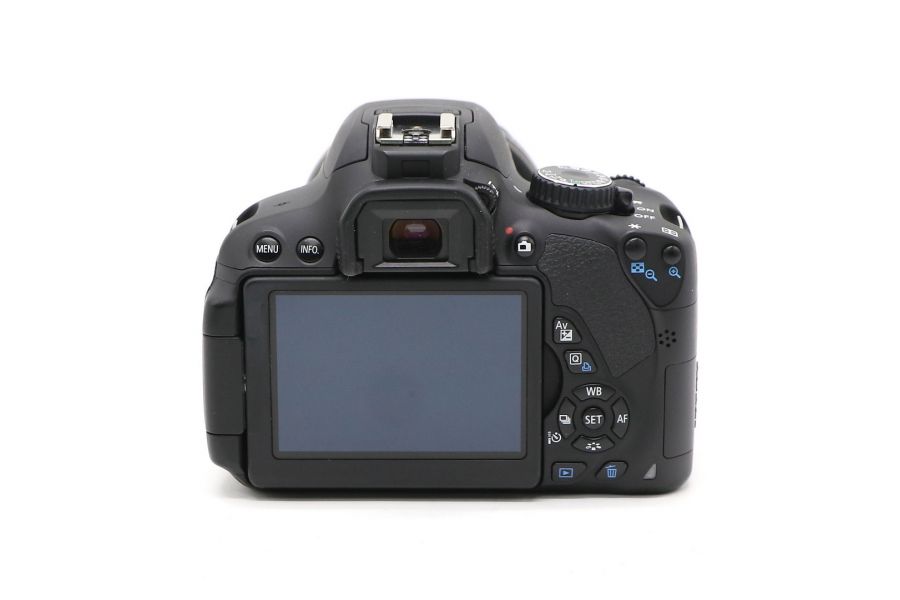 Canon EOS 650D kit 10-22mm f/3.5-4.5 USM
