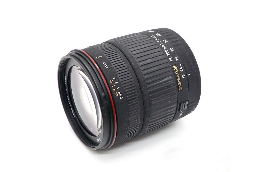 Sigma AF 18-200mm f/3.5-6.3 DC for Canon в упаковке