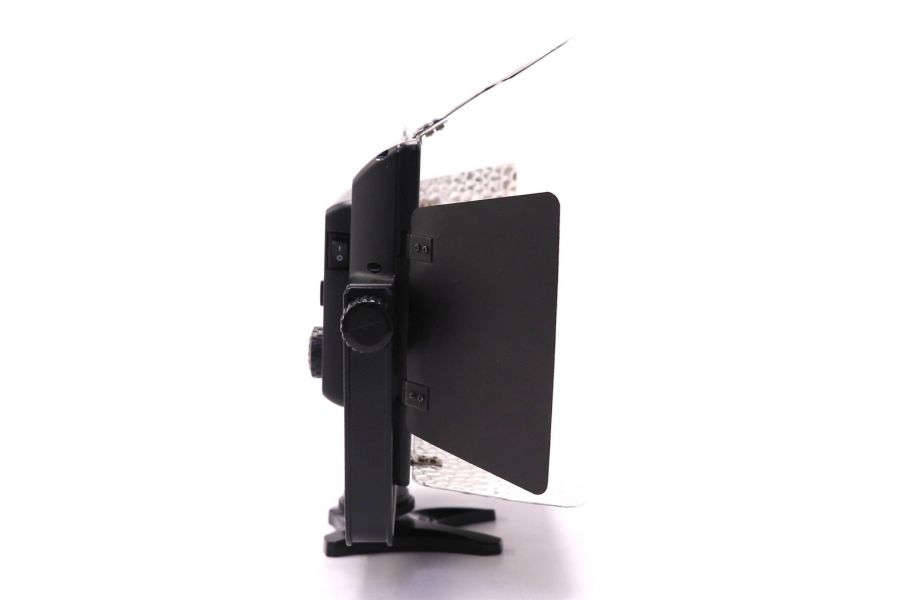 Осветитель Yongnuo YN-320 LED 3200-5500K