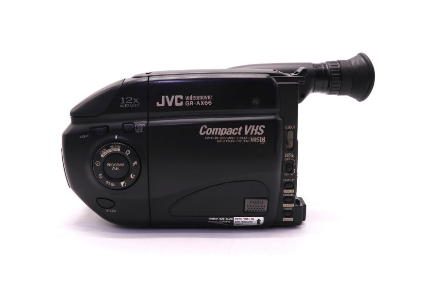 Кассетная видеокамера формата VHS-C JVC GR-AX66 