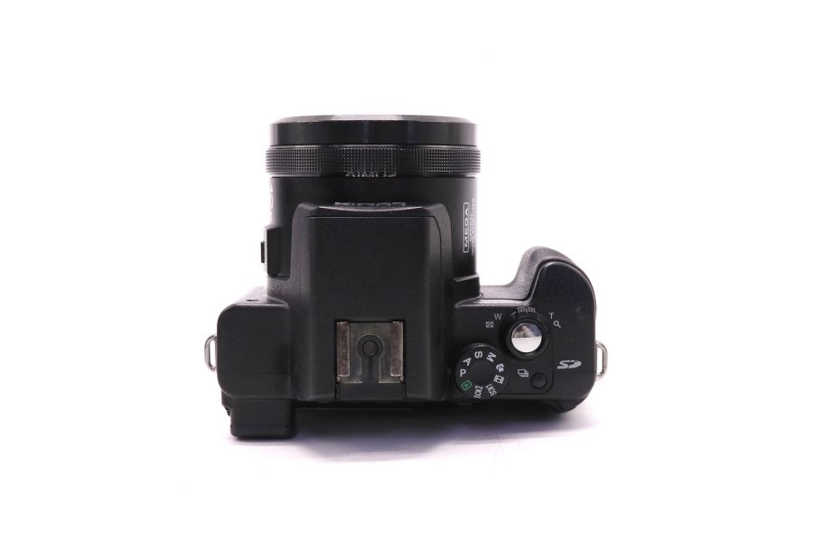 Фотокамера Panasonic Lumix DMC-FZ20 в упаковке