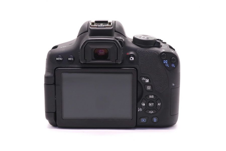 Canon EOS 750D kit (пробег 8985 кадров)
