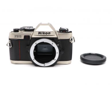 Nikon FE10 boby