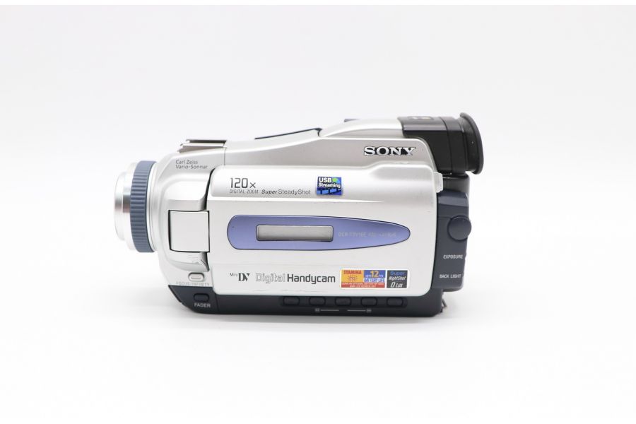 Видеокамера Sony DCR-TRV16E