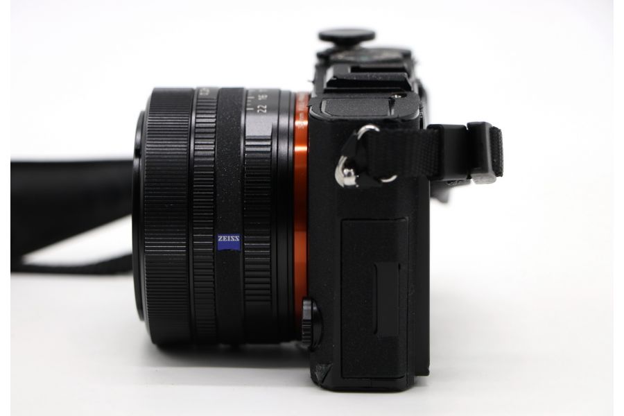 Sony Cyber-shot DSC-RX1 в упаковке