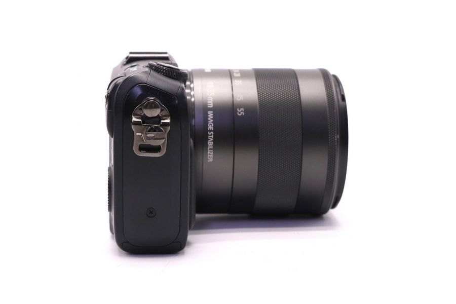 Canon EOS M kit  компактный цифровой фотоаппарат