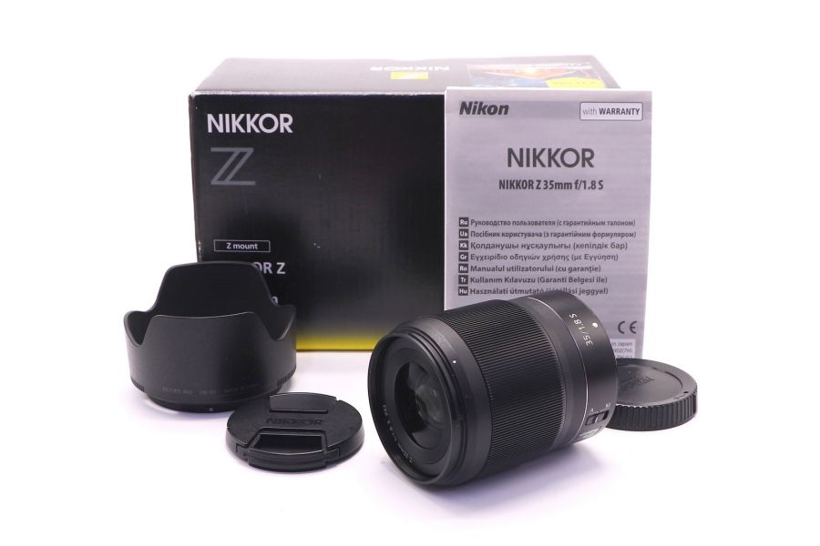 Nikon 35mm f/1.8 S Nikkor Z в упаковке