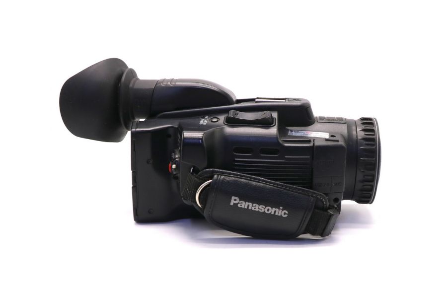 Видеокамера Panasonic AG-HMC41E (пробег 530 часов)