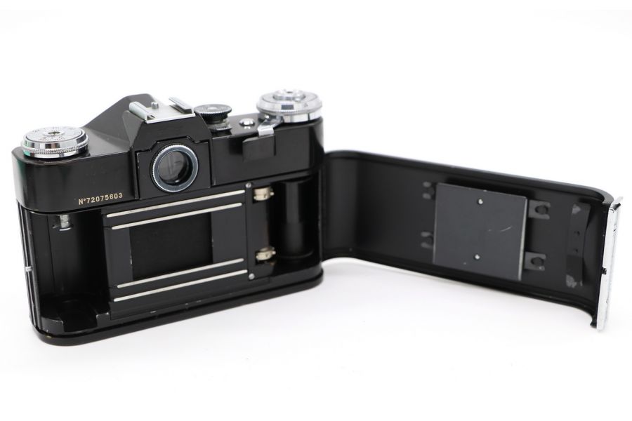 Редкий Зенит-В kit черный в упаковке (СССР, 1972)