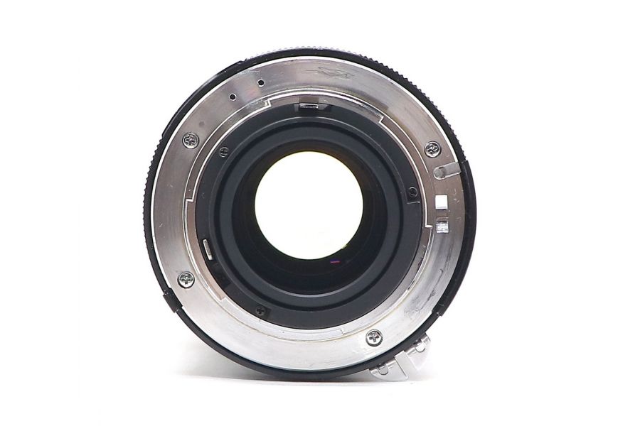 Vivitar Series 1 28-105mm f/2.8-3.8 VMC Macro