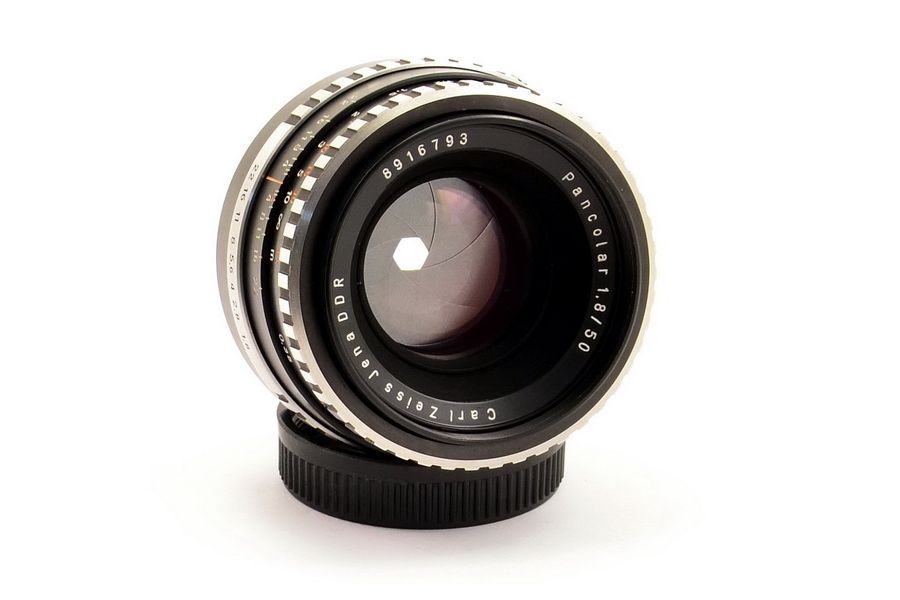 Pancolar 1.8/50 Carl Zeiss Jena (Germany, 1973)