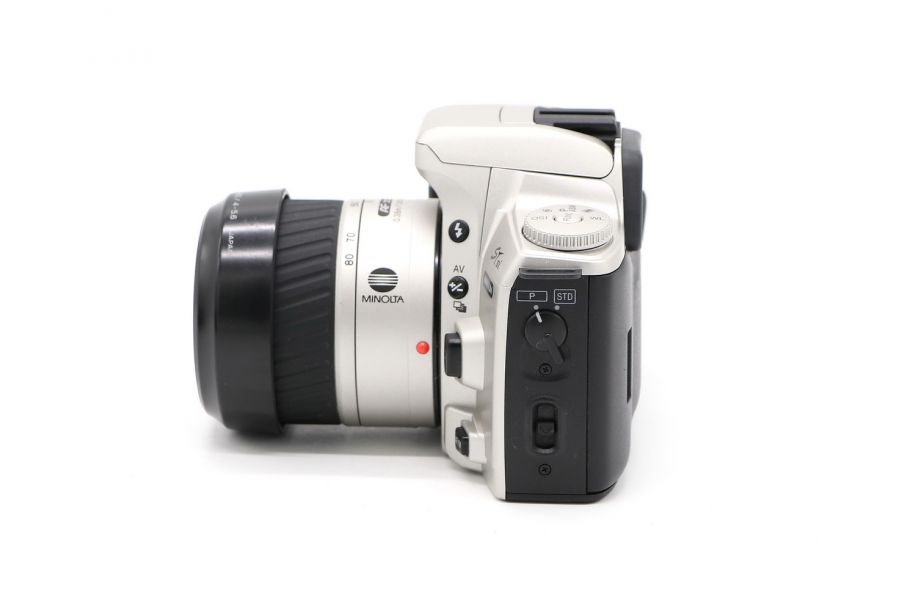 Minolta Maxxum STsi kit