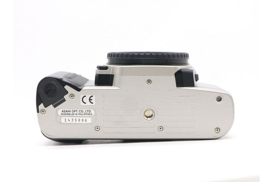 Pentax MZ-50 body