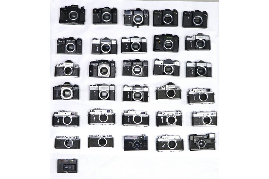 Фотоаппараты и прочие фототовары (31 штук) Комплект №1