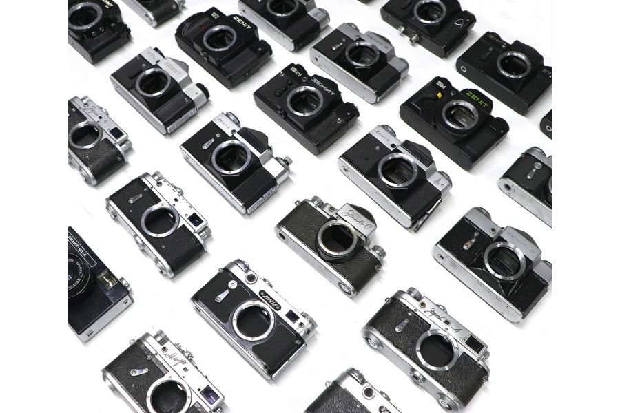 Фотоаппараты и прочие фототовары (31 штук) Комплект №1