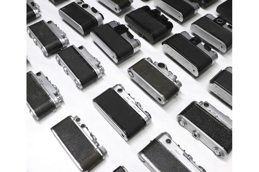 Фотоаппараты и прочие фототовары (31 штук) Комплект №1