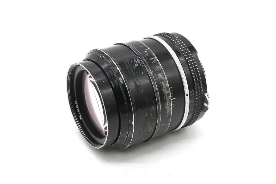 Nikon 105mm f2.5 Nikkor