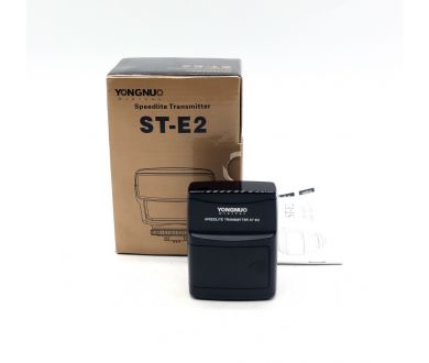 Трансмиттер Yongnuo ST-E2 в упаковке