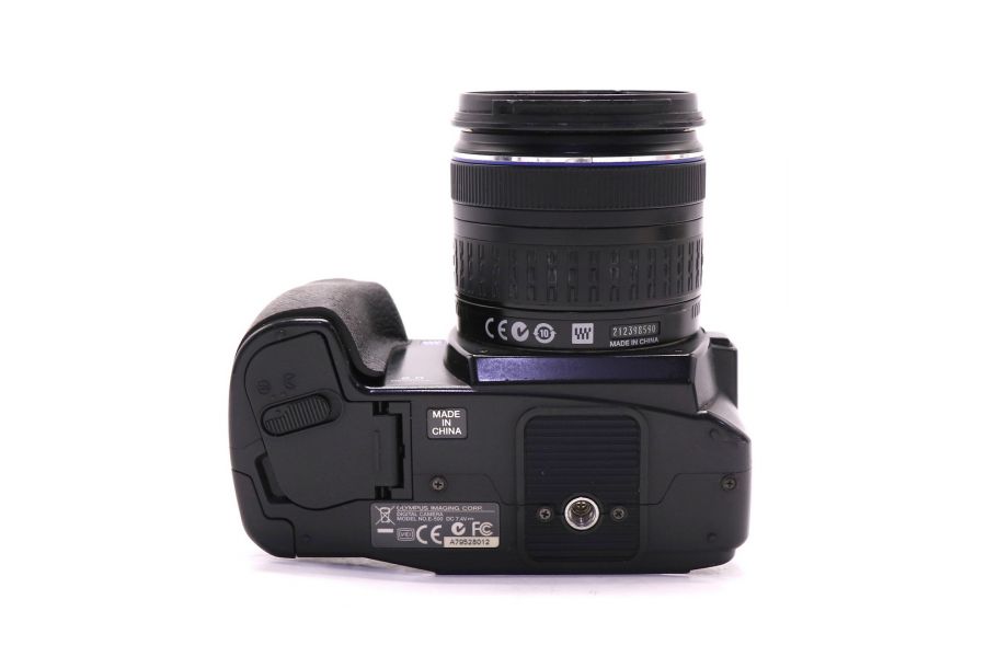 Olympus E-500 kit 14-42mm f/3.5-5.6 (пробег 27045 кадров)