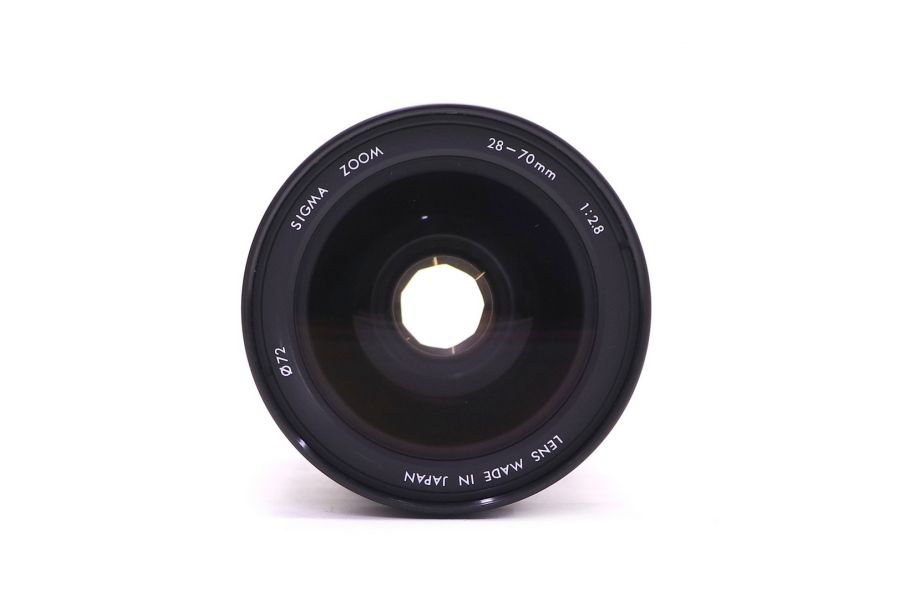 Sigma AF Zoom 28-70mm f/2.8 Nikon F в упаковке