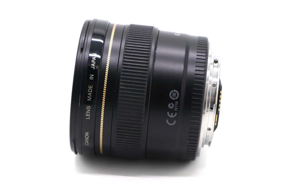 Canon EF 20mm f/2.8 USM