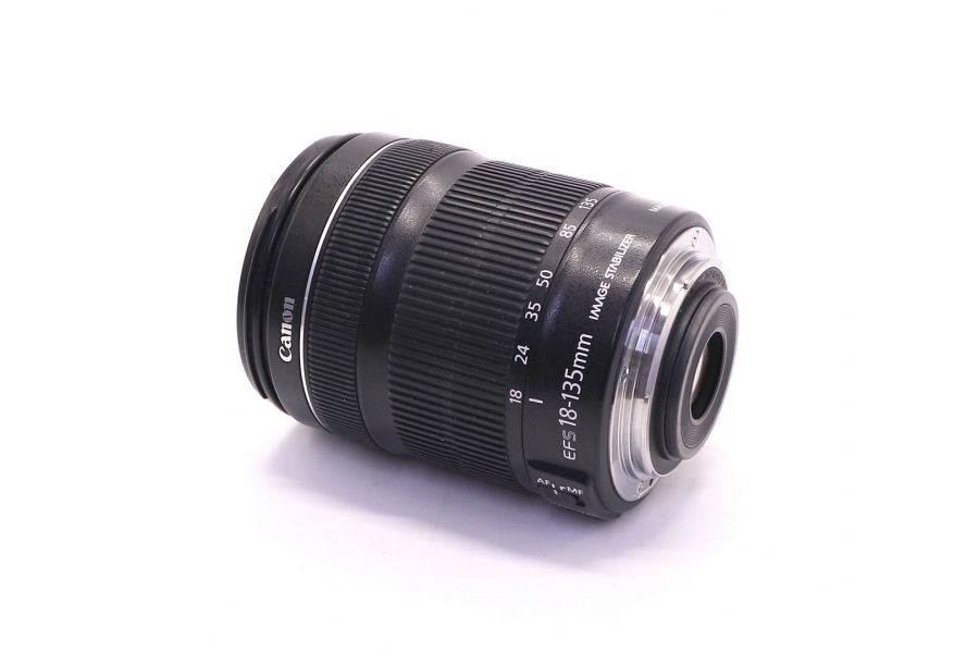 Canon EF-S 18-135mm 3.5-5.6 IS STM б.