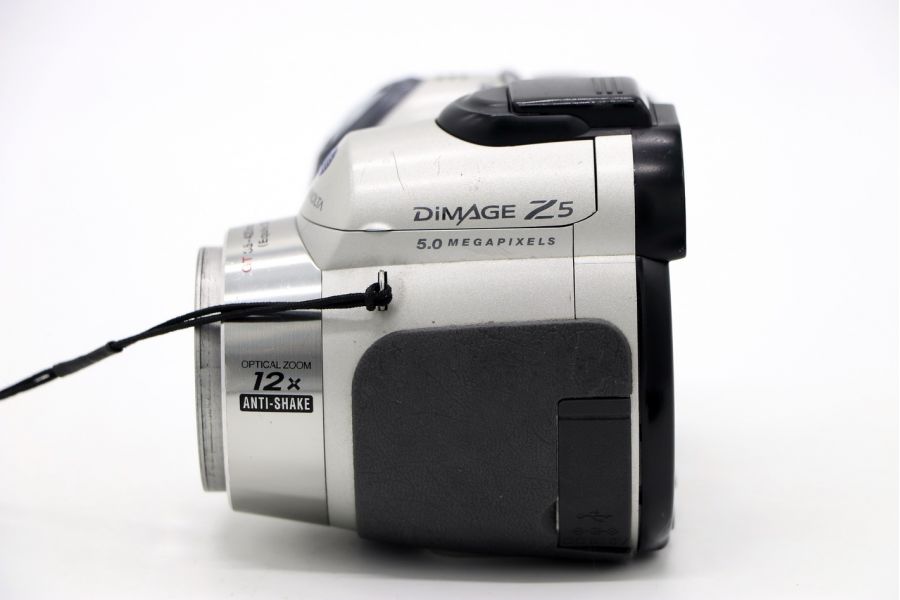 Konica Minolta DiMAGE Z5
