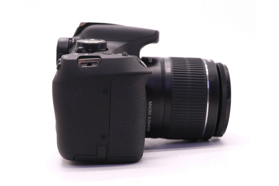 Canon EOS 2000D kit в упаковке (пробег 385 кадров)